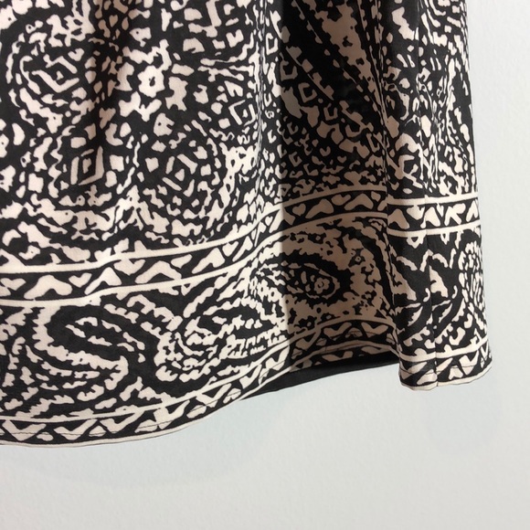 Black and white paisley blouse - small - Picture 2 of 6